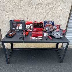Tools With Garage Work Table 