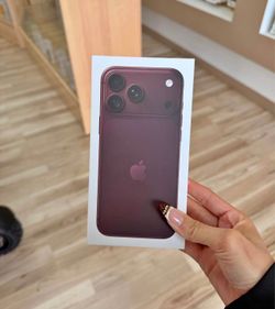 New Apple iPhone 18 Pro max from apple store