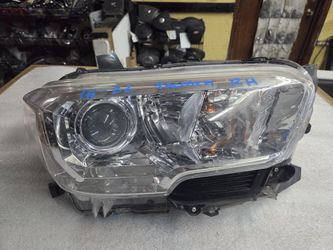 2016 2022 toyota tacoma right headlight