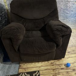 Single Recliner 