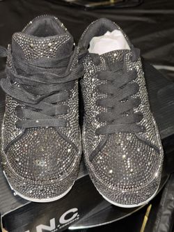 INC WOMEN SNEAKERS SIZE 5 1/2