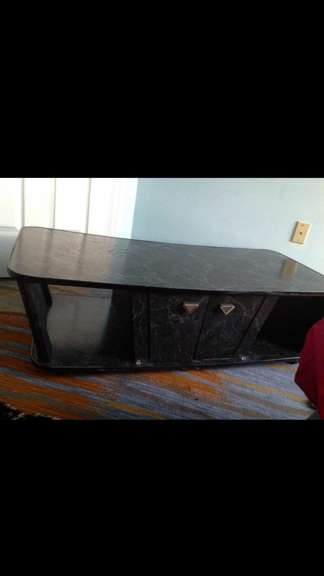 Coffee table / tv stand