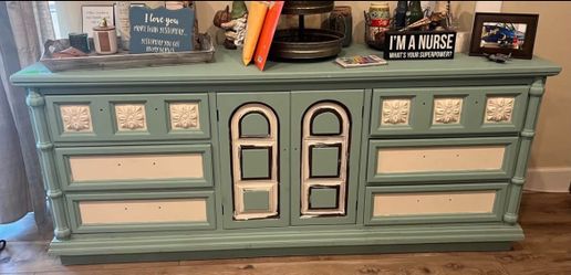 Solid wood dresser