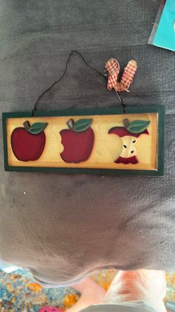 Vintage wood wall hanging made in China