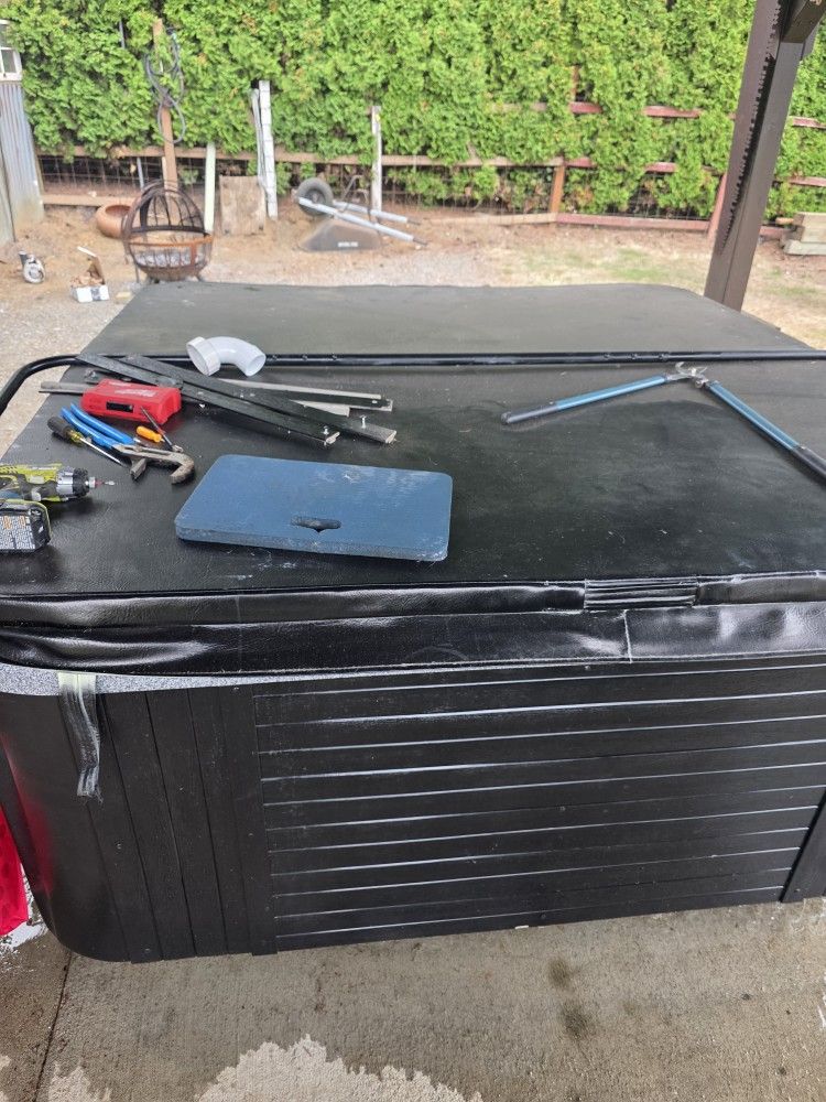 Hot tub cover