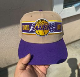 New Era Lakers Snap Back New Without Tags 