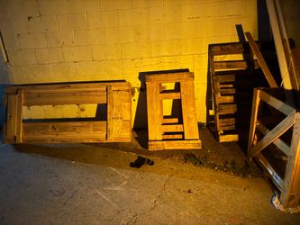 FREE PALLETS.