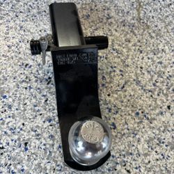 2 Inch Hitch With 2” Ball And Locking Pin