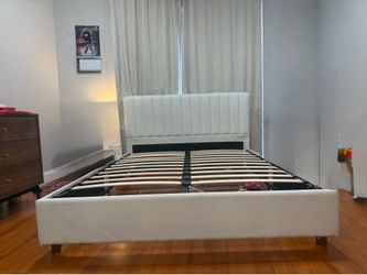 Brittany Tufted Upholstered Platform Bed Used Less than a year