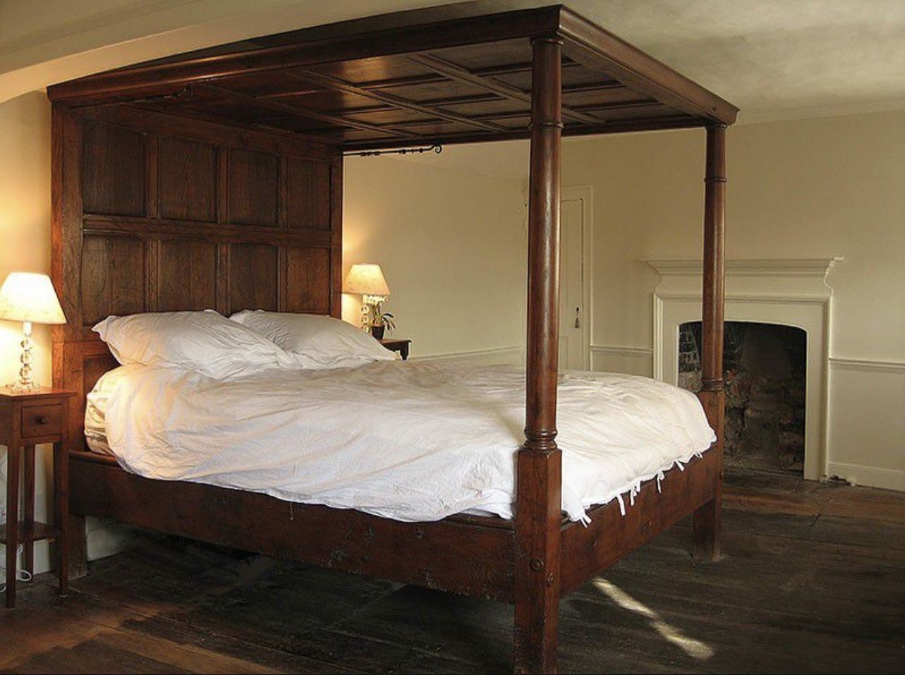 Queen Antique Canopy Bed Late 1800’s-1900