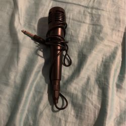 Microphone