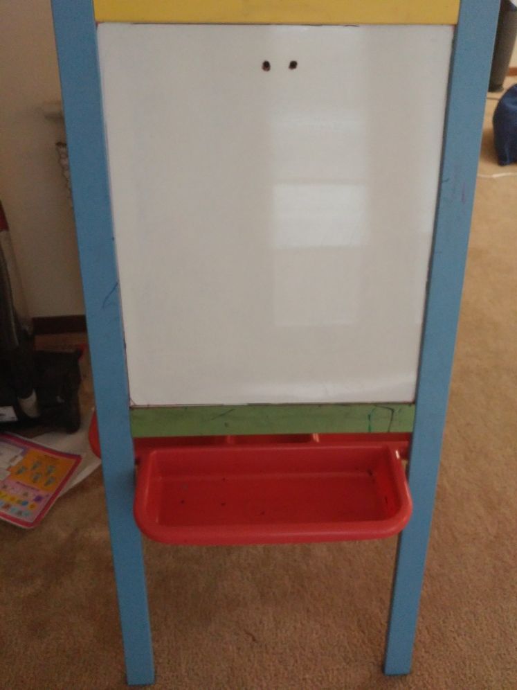Chalkboard easel