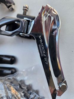 SHIMANO ULTEGRA 11 SPEED FRONT AND REAR DERAILLUERS NOT DURA ACE  SRAM ETAP WIRELESS