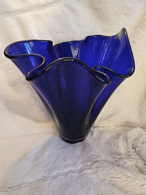 Vintage Deep Blue Glass Vase