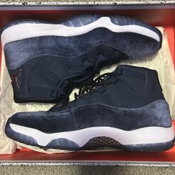 Jordan 11 Midnight Navy Size 9.5men 11 In Women