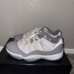 Jordan 11 Retro Low Size 9 