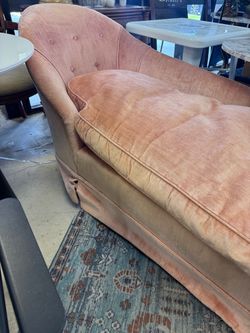 Vintage Pink Velvet Tufted Chaise Lounge