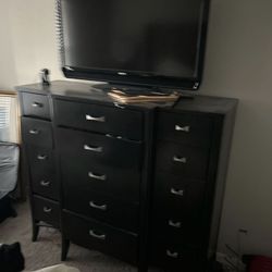 Used Black 15 Drawer Dresser