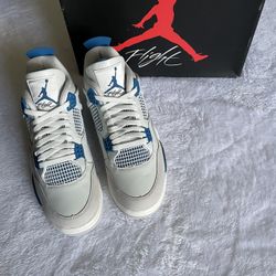 Air Jordan 4 Retro ‘Military Blue’