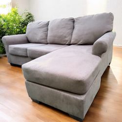   Sectional Couch / Sofa