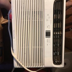 Frigidaire's 12,000 BTU window-mounted air conditioner