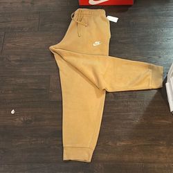 Nike Sweats New Size Medium Cut Like Small 