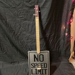 3 String Guitar