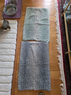Used good condition large bath mats