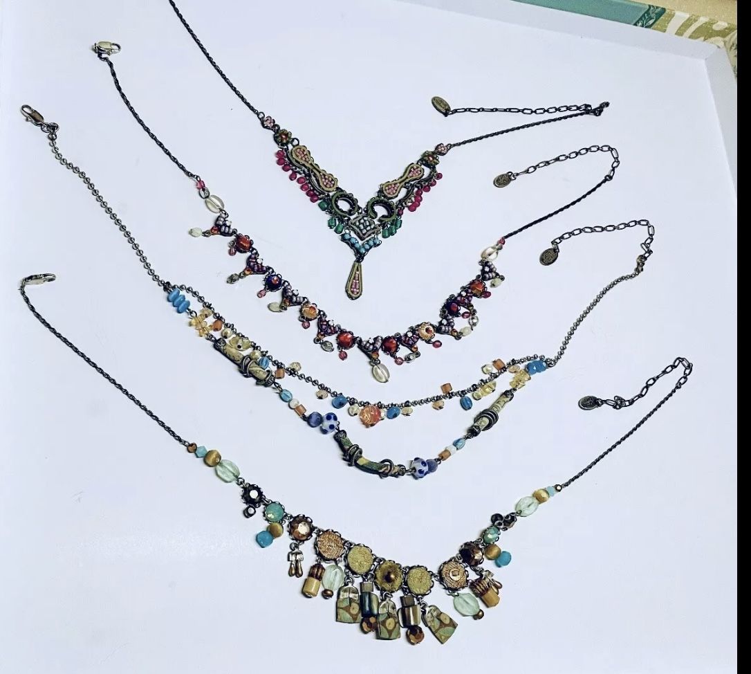 (I) Ayala Bar Necklace āVā unique unusual, aurora borealis