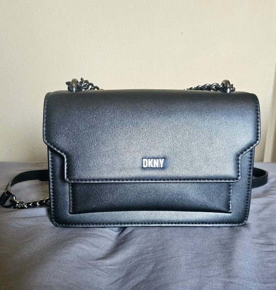 DKNY- Millie Shoulder Bag (Black/Gunmetal)