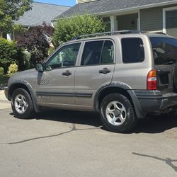 2003 Chevrolet Tracker