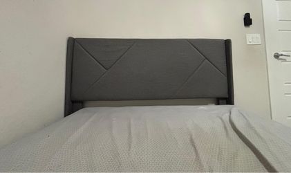 Gray Upholstered Headboard with Geometric Stitching
