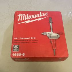 Milwaukee Compact Drill
