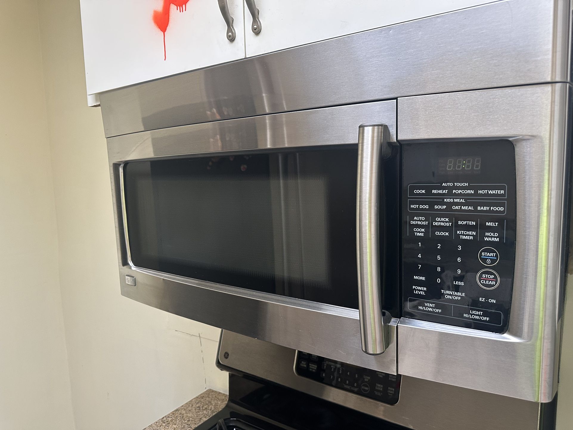 Refrigerator Microwave And Stove