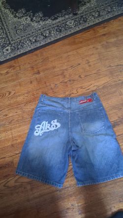 Baggy blue jorts