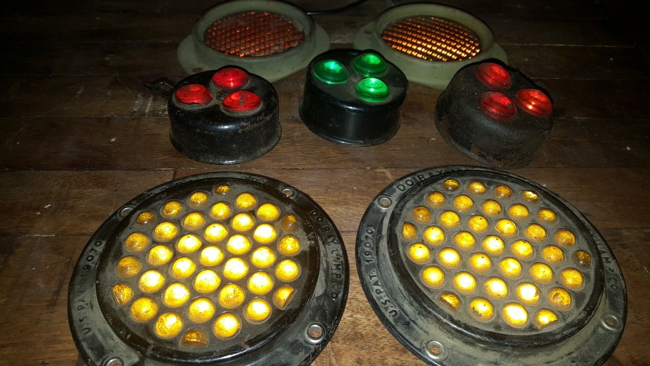 Vintage antique car glass reflectors license plate toppers for Sale in