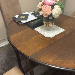 Wooden Fold Down 4-seat Table With Chairs. 