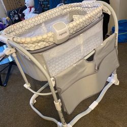 Ingenuity Dream & Grow Baby Bassinet, 2-Mode Bassinet 0-12 Months, Adjustable Height, Dalton (Gray)
