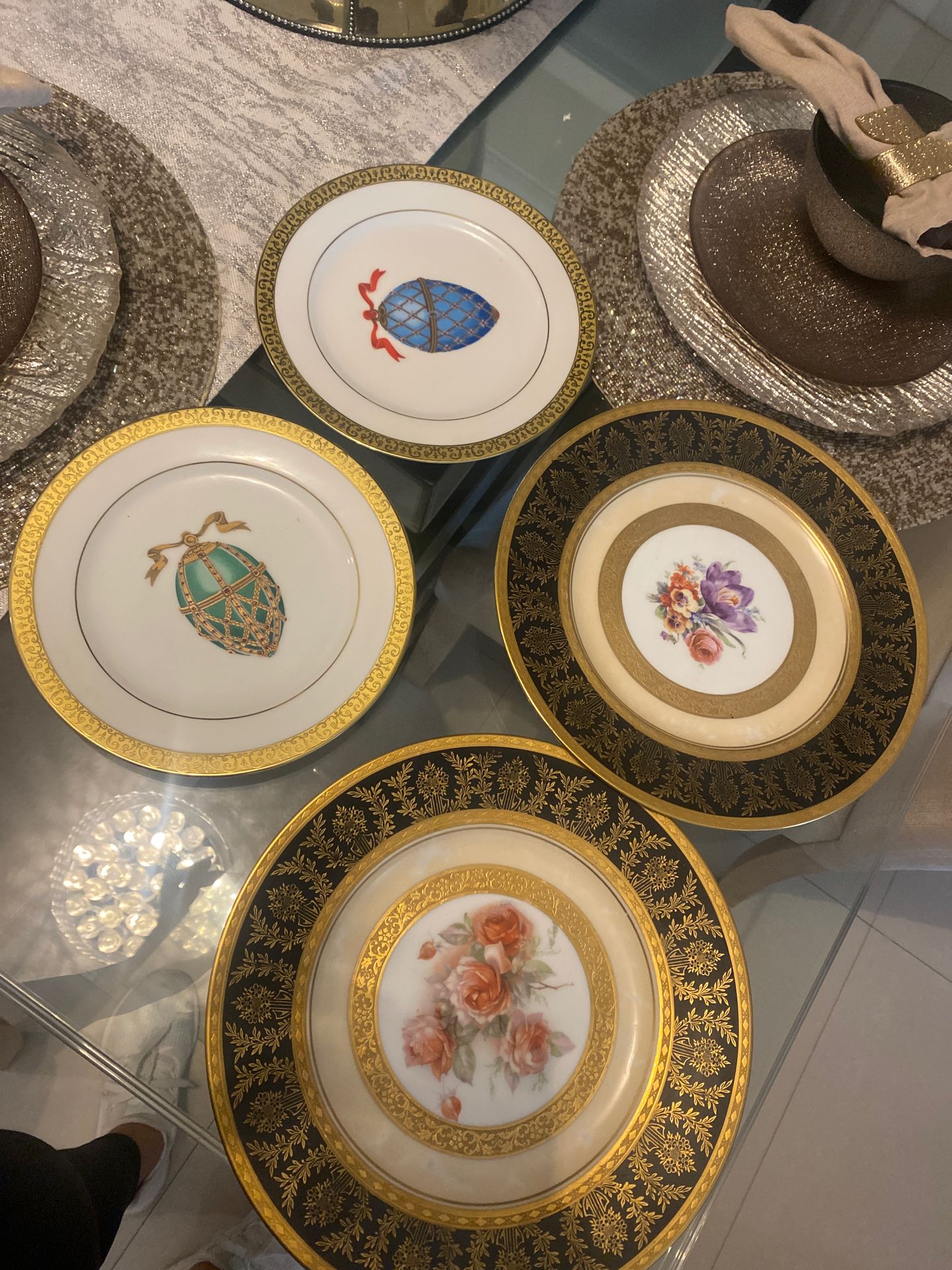 Antique china plates. Set of 4