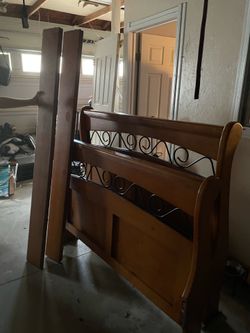 Wooden Bedframe Full