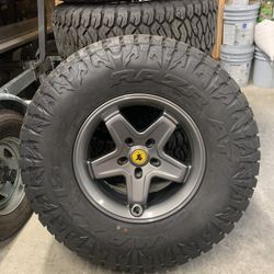 AEV Pintler Wheels and Maxis Razor AT Tires 35x12/50x17