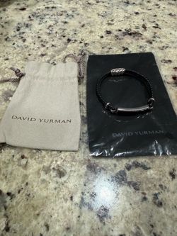 Authentic David Yurman Men's Onyx / Leather Bracelet