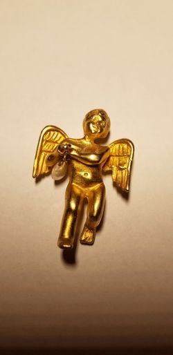 Angel with heart Brooch