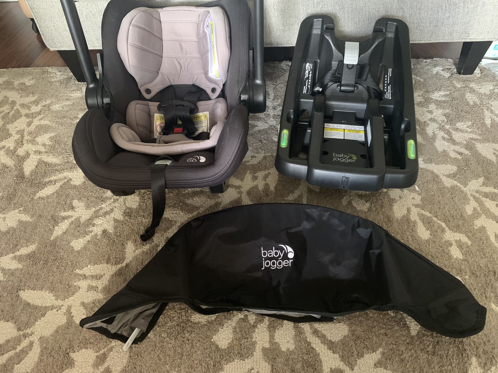 Baby Jogger Infant Car Seat and Base