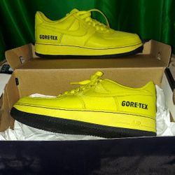 Yellow GORE‑TEX  Water Proof Sneakers New In Box 
