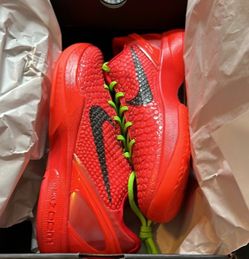 Reverse Grinch Kobe pronto