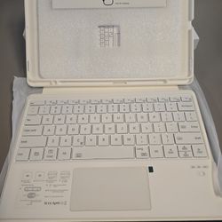 Detachable Keyboard Case 