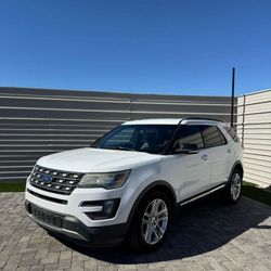2016 Ford Explorer XLT Sport