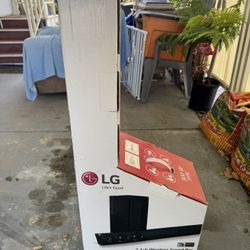 New Lg 300 W Wireless Sound Bar