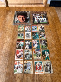 Dan Marino Football Card & More Lot